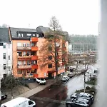 Modernes Mit Balkon Am Hbf Lägenhet *