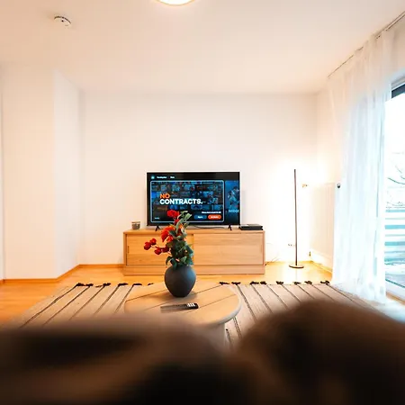 Apartment Modernes Mit Balkon Am Hbf Koblenz (Rhineland-Palatinate)