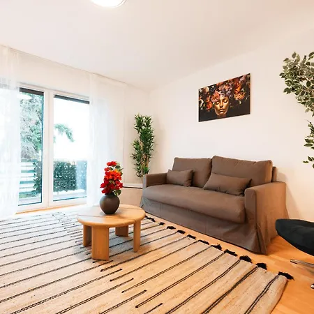 Apartman Modernes Mit Balkon Am Hbf Koblenz