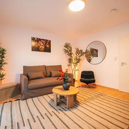 Modernes Mit Balkon Am Hbf * Koblenc