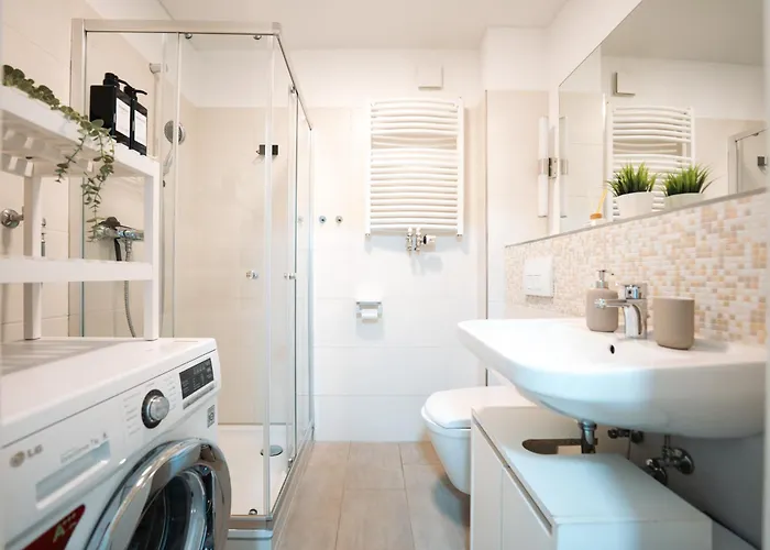 Apartment Modernes Mit Balkon Am Hbf