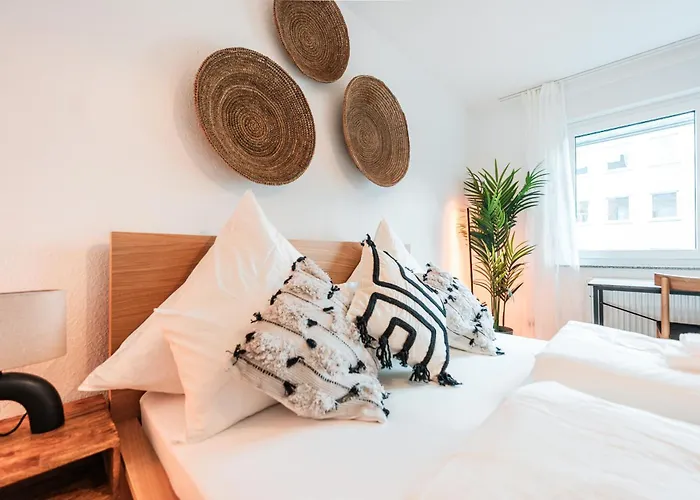 Apartment Modernes Mit Balkon Am Hbf Koblenz (Rhineland-Palatinate)